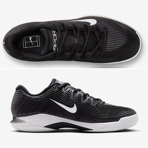 Nike Zoom Vapor 12 Hard Court Tennis Shoes
